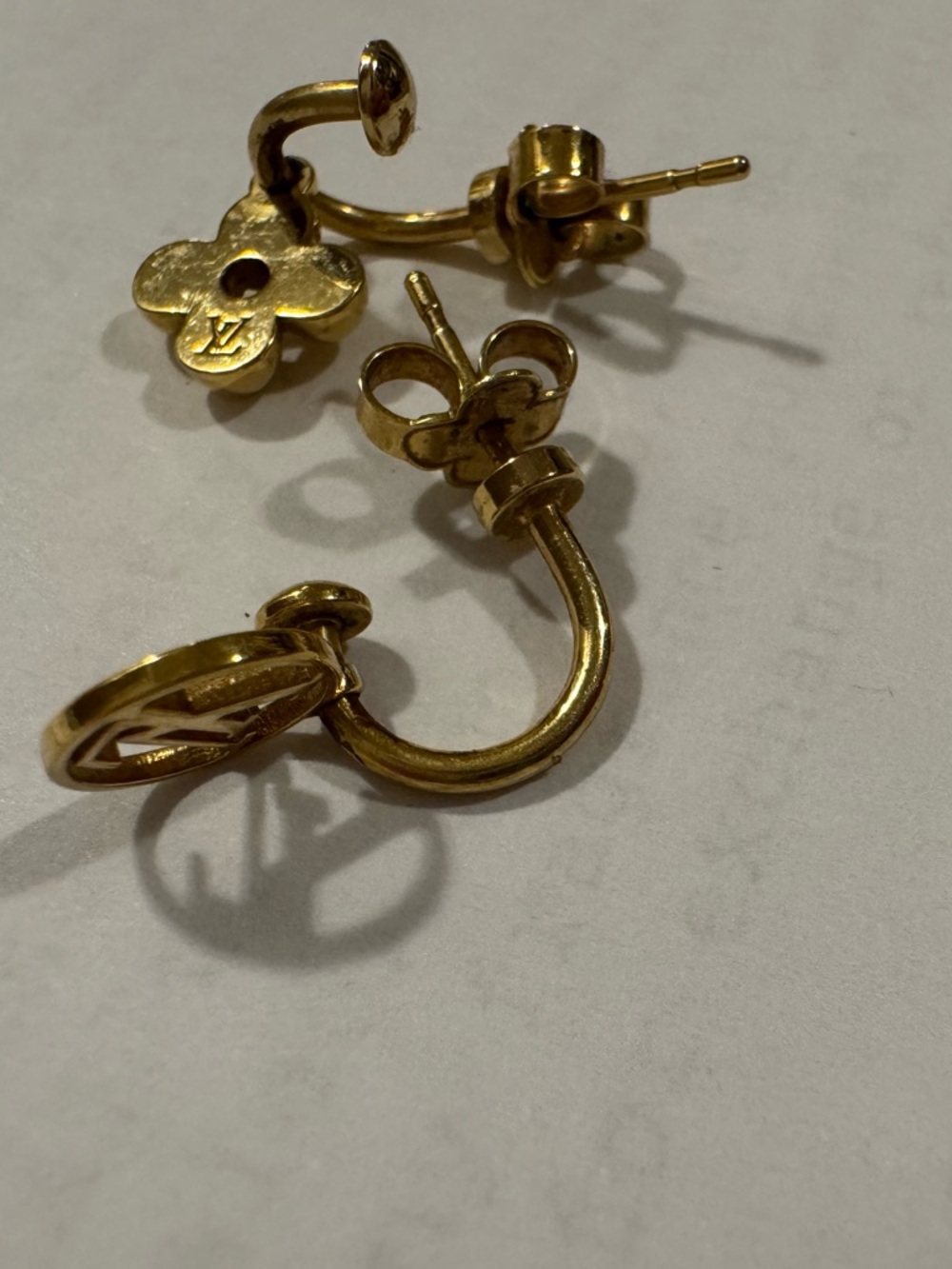 Authentic LV Louis Vuitton Blooming Earrings m64859 - Picture 11 of 12